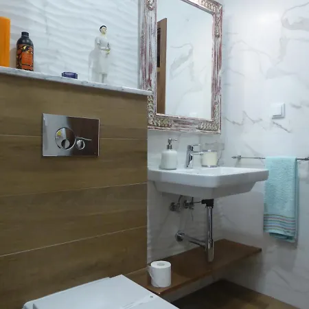 Bento Charming Apartment - Sixtyfive Boutique Home