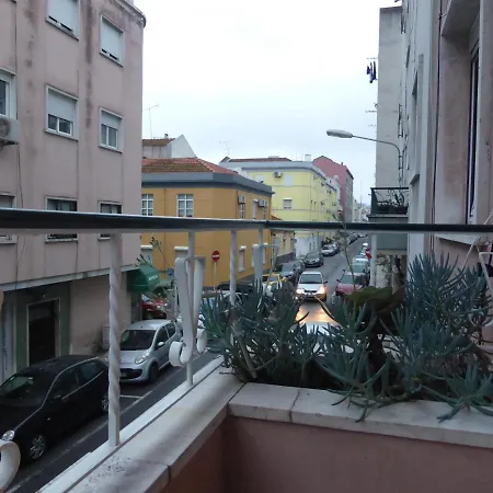 Bento Charming By Sixtyfive Boutique